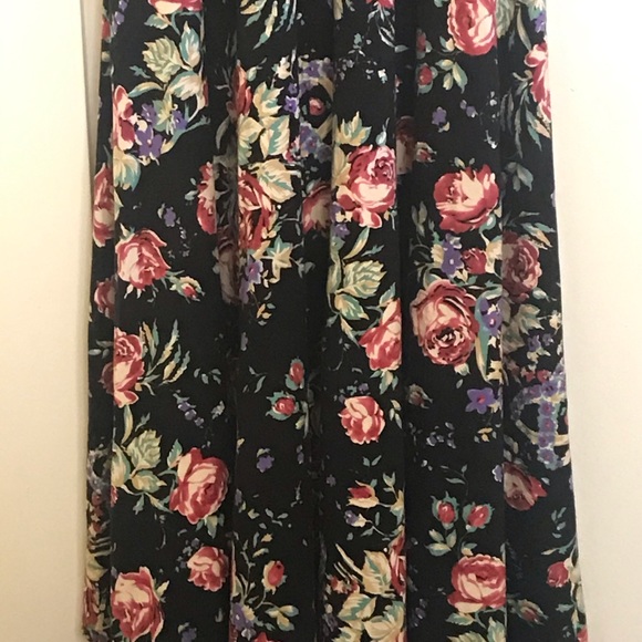 Reformation Cha Cha Dress in Bloom - Picture 3 of 8